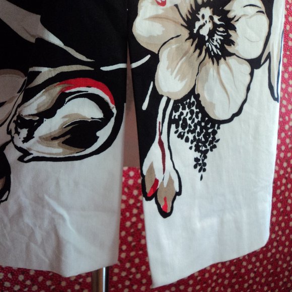 Skirt - Picture 6 of 6